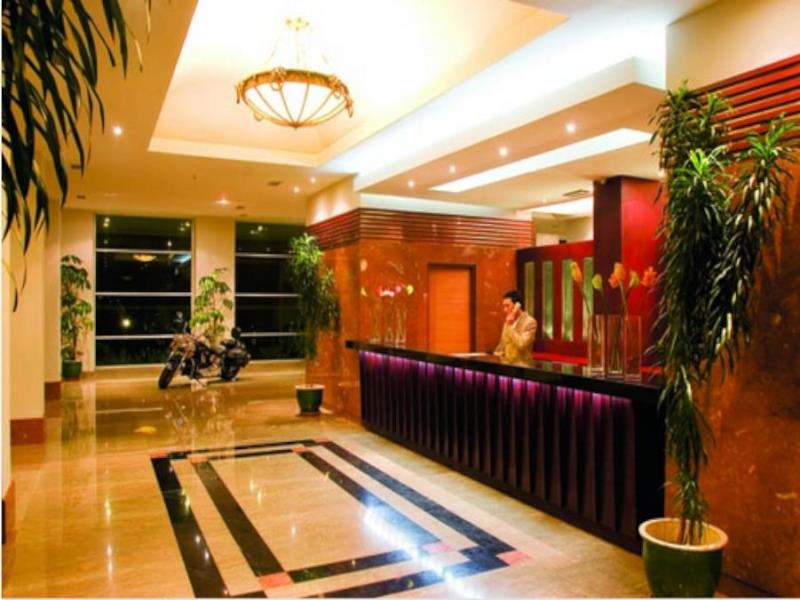 Grand Mahkota Hotel Pontianak 3/29