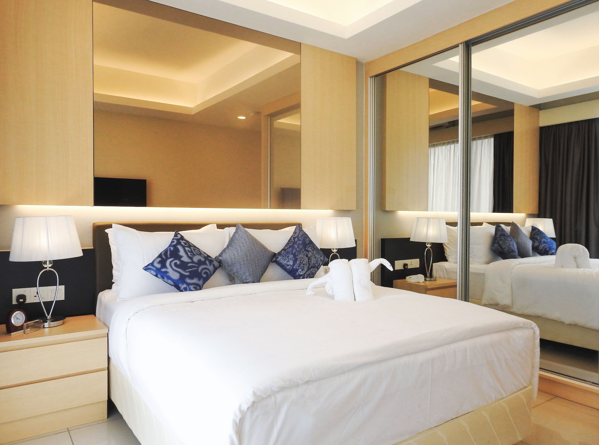 2 BEDROOMS, APARTMENT