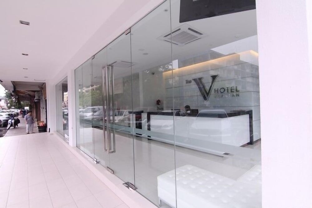The V Hotel 9/30