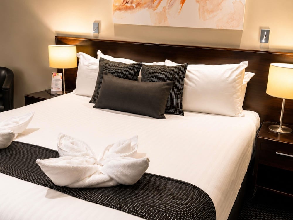 IBIS STYLES BROKEN HILL 28/48