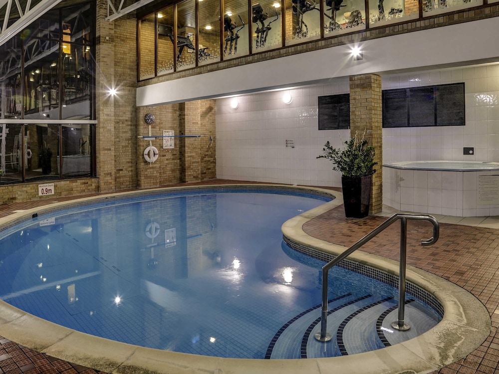 Mercure Sheffield Kenwood Hall & Spa 26/50
