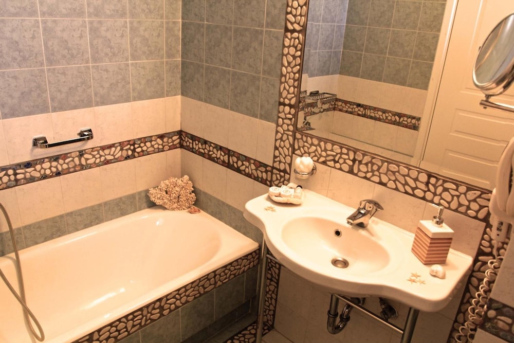 Anatolia Hotel 34/54
