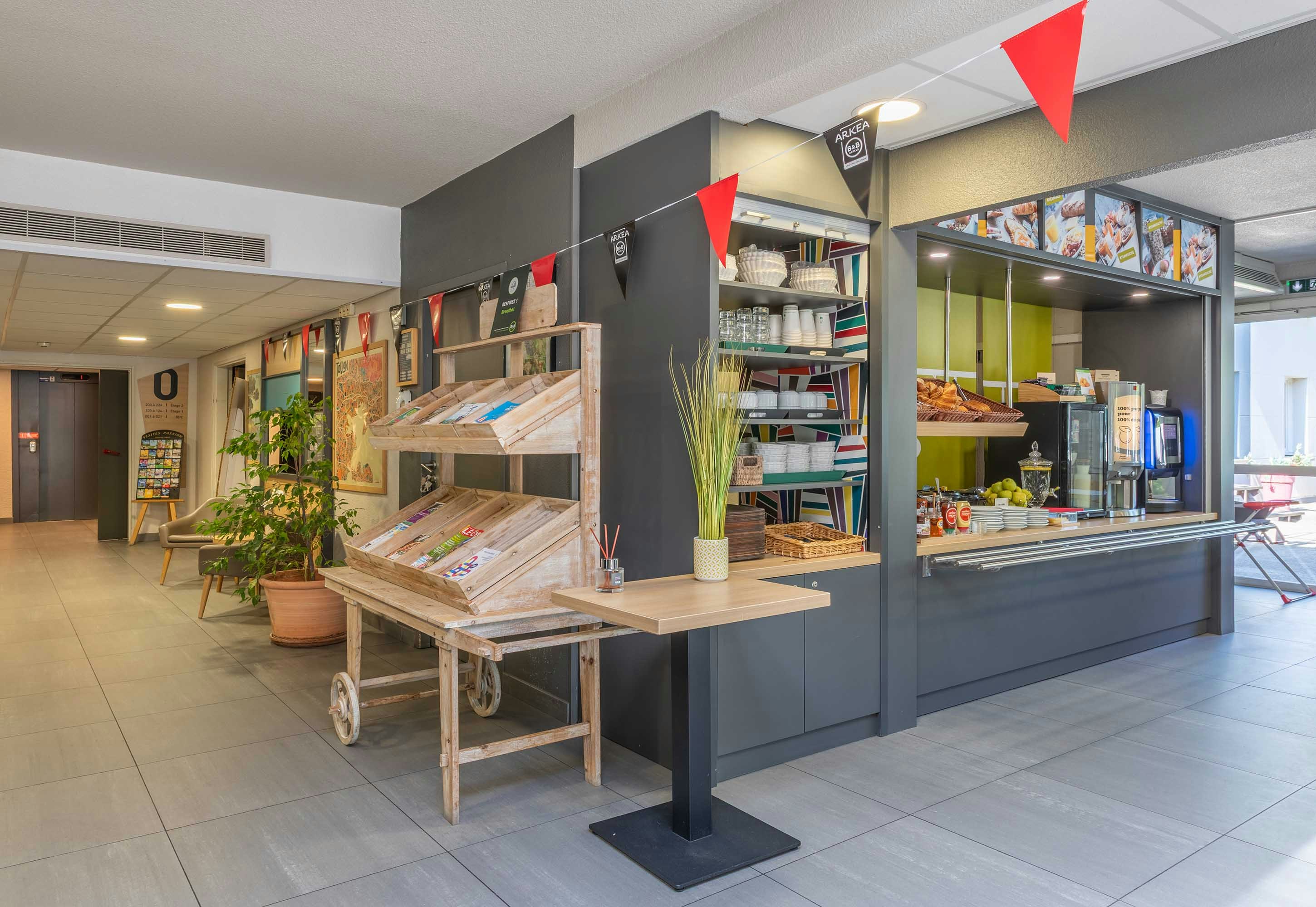 B&B Hotel Toulon Ollioules 16/21