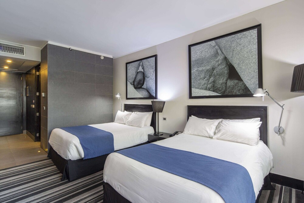 Wyndham Santiago Pettra 13/85