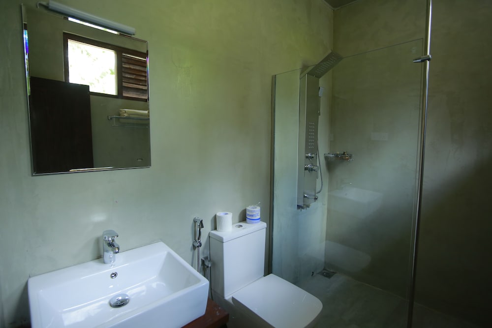 The Farm Resorts 50/50