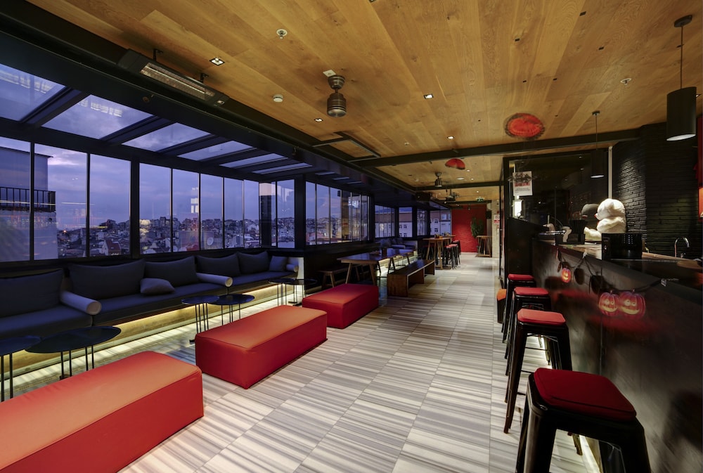 The Central House Istanbul Taksim 40/46