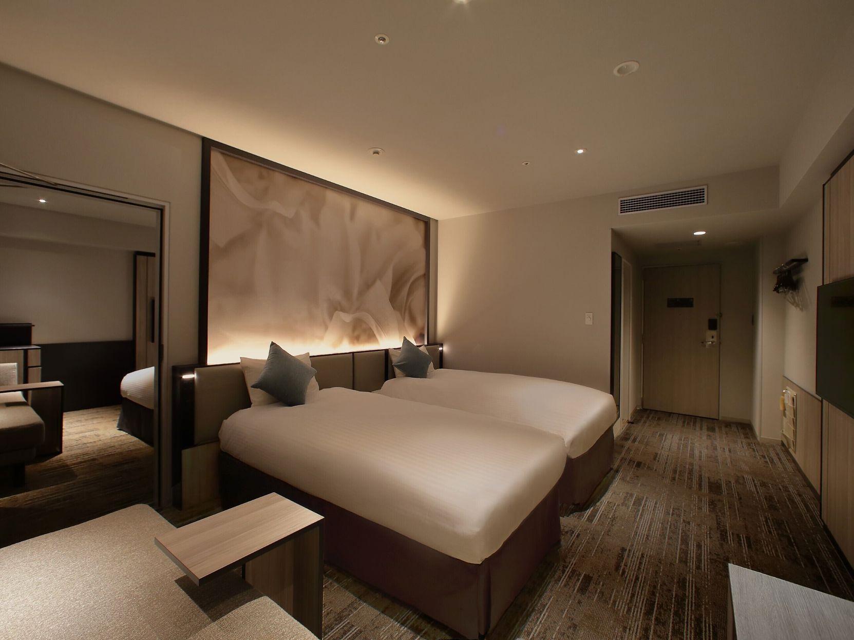 Family, Single Bed