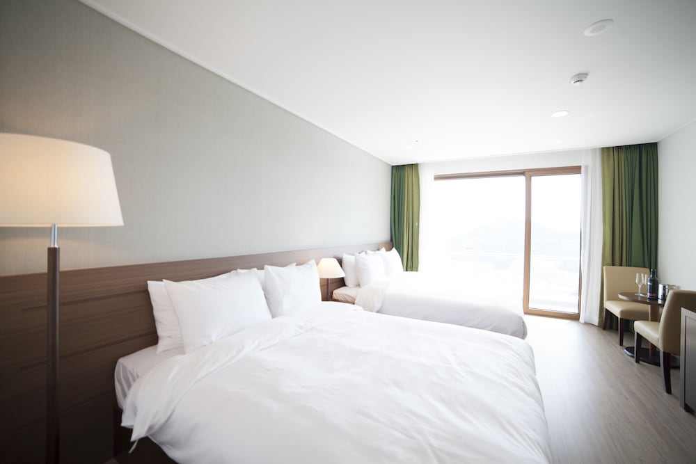 Dongwon Royal Country Club & Resort 18/71
