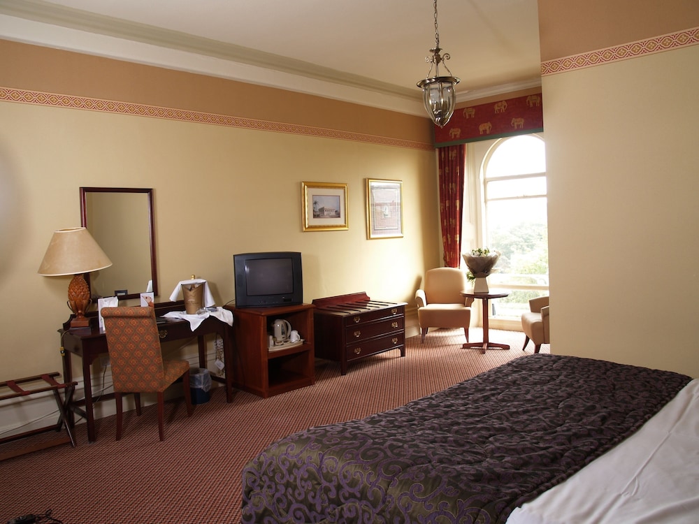 Palace Hotel & Spa Buxton 40/50