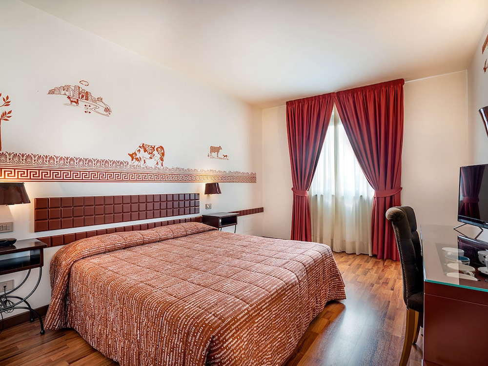 SUPERIOR, DOUBLE BED
