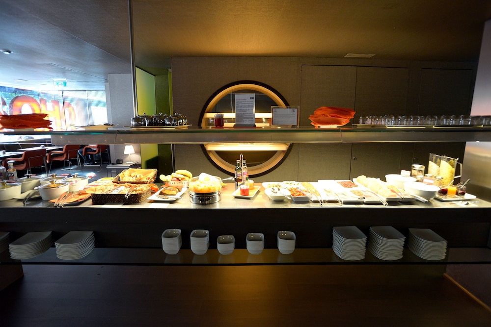 Hotel Soho 8/66