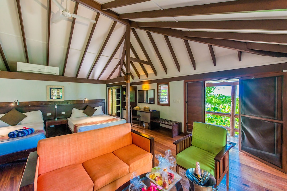 Mana Island Resort 49/78