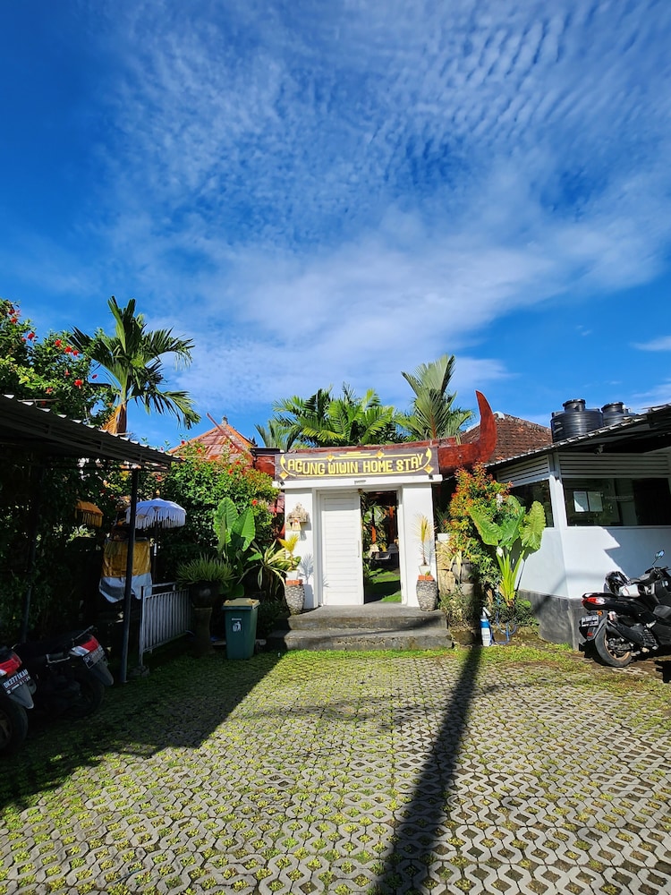 Agung Wiwin Homestay by ZUZU 56/63