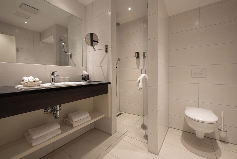 Balmer See - Hotel Golf Spa 49/50