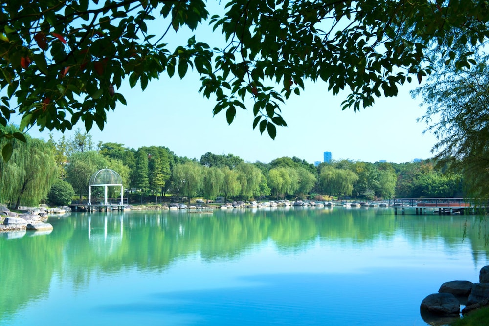 Jinji Lake Grand Hotel Club 50/57