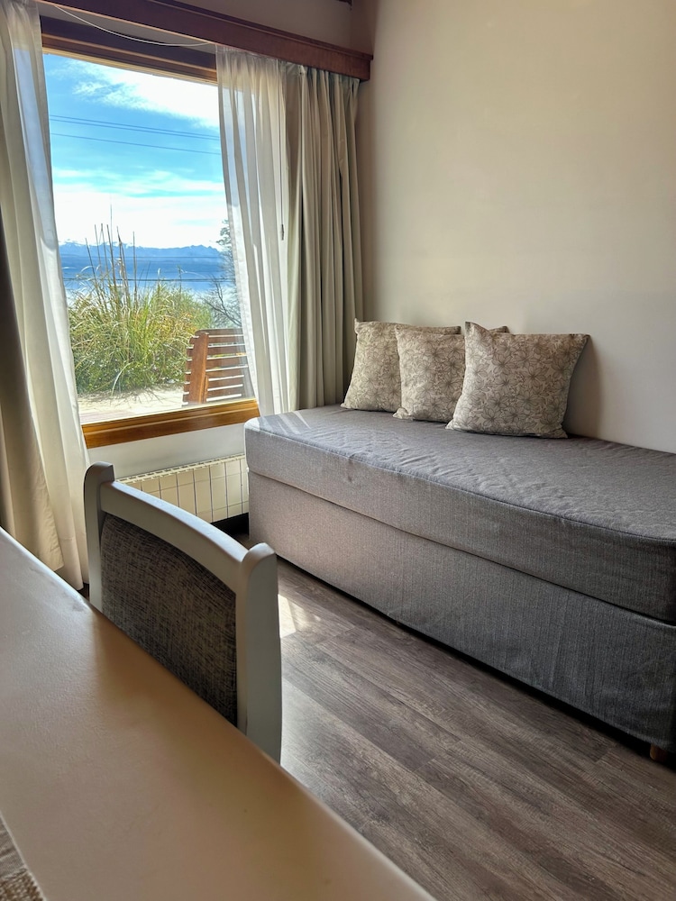 BAHIA PARAISO LUXURY SUITES 30/57