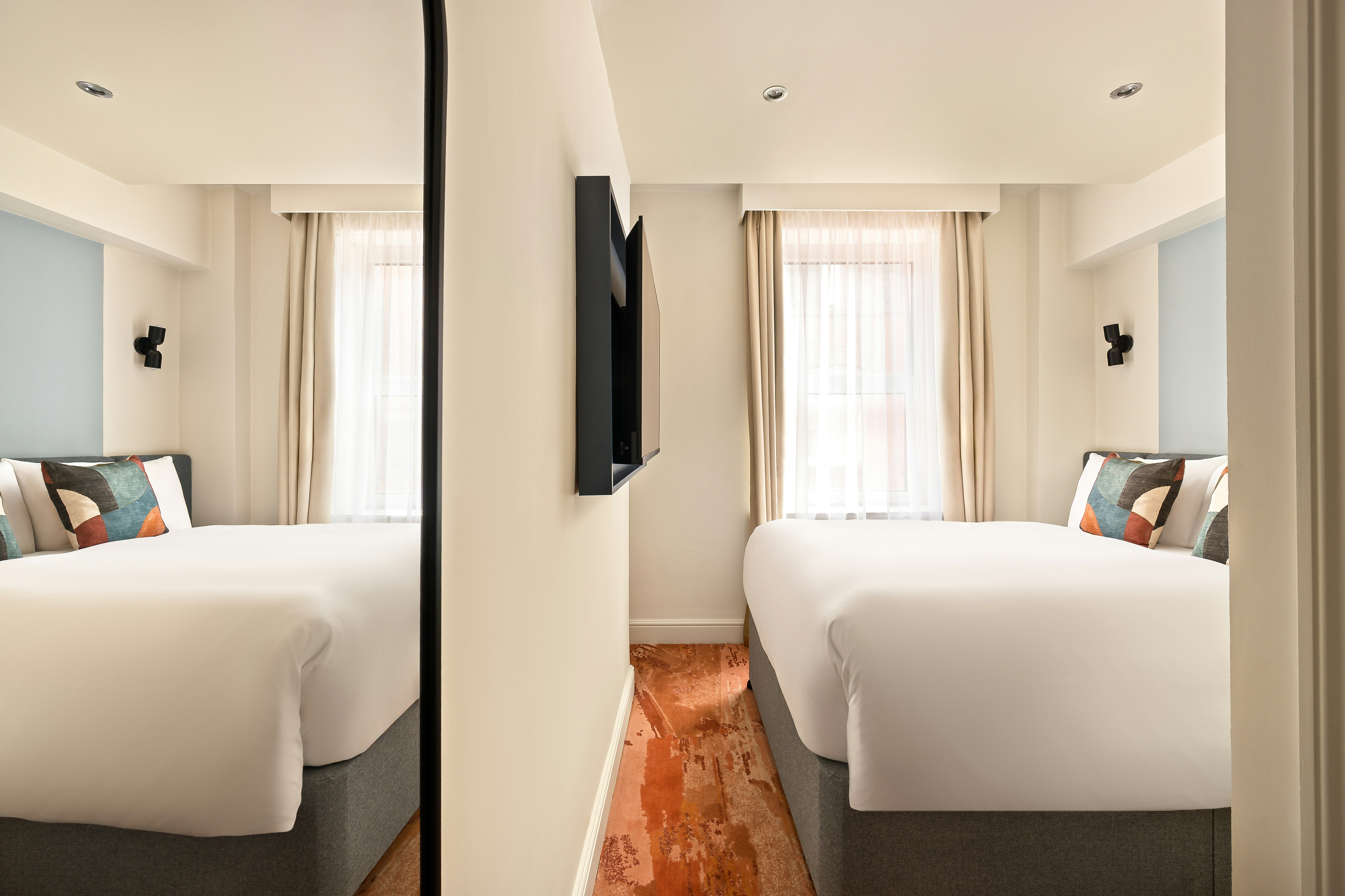 London Bloomsbury Square Hotel 71/71
