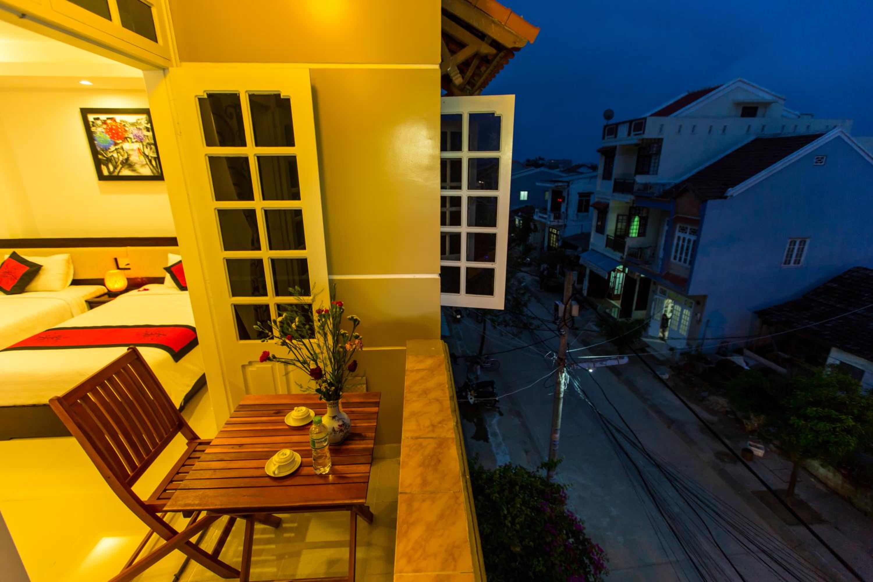 Moon's Homestay 33/46