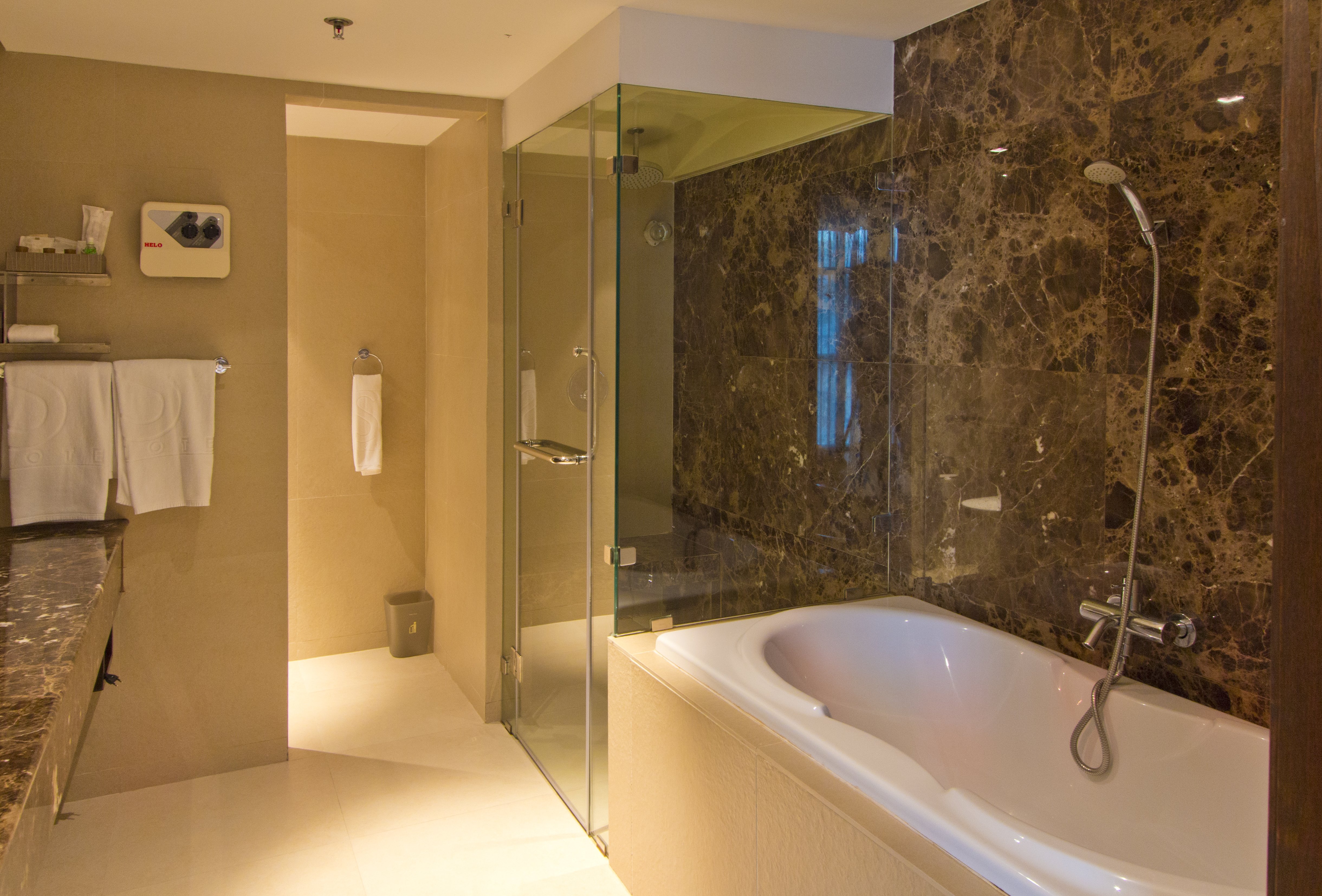 S31 Sukhumvit Hotel 50/50