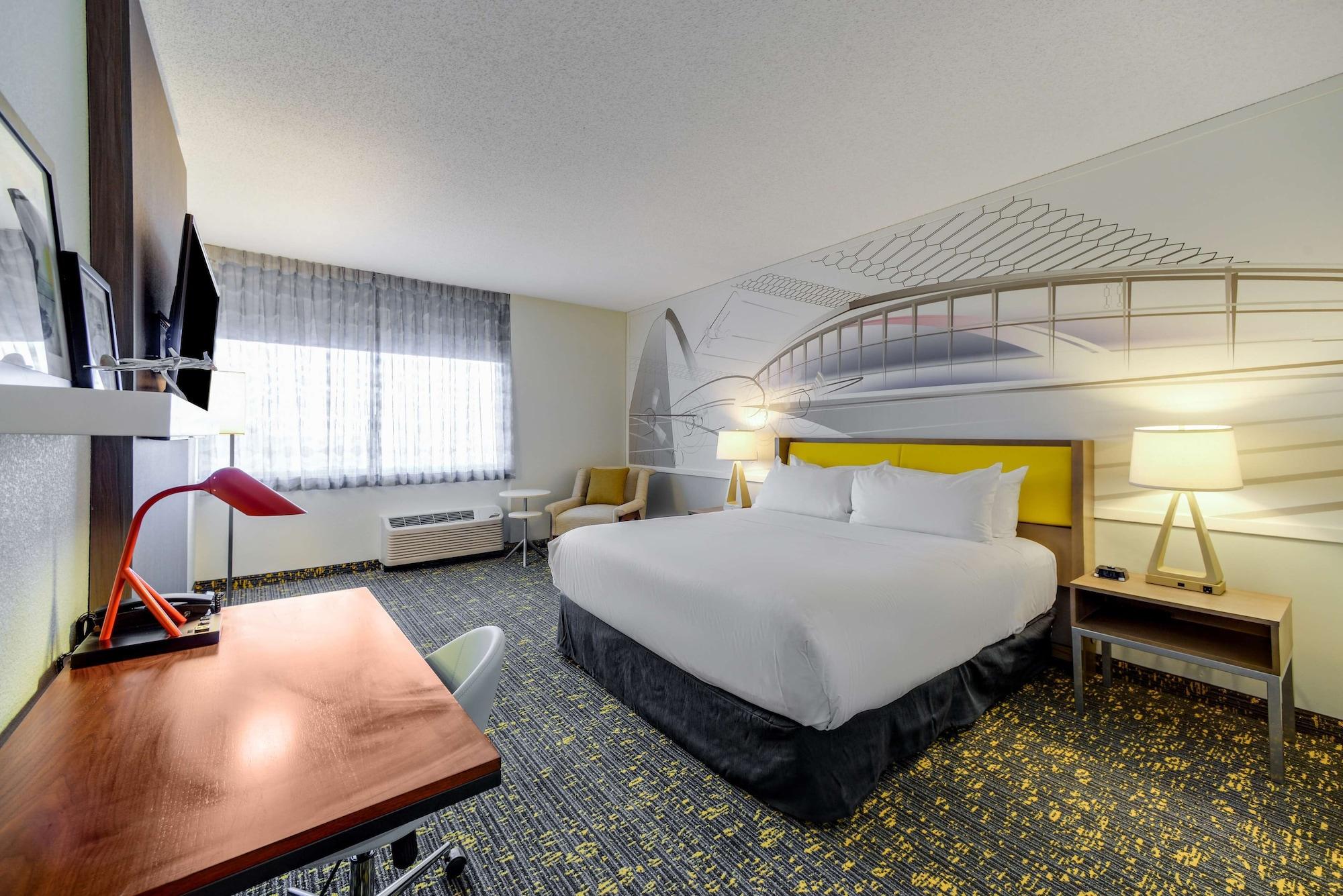 St. Louis Airport Hotel 10/44