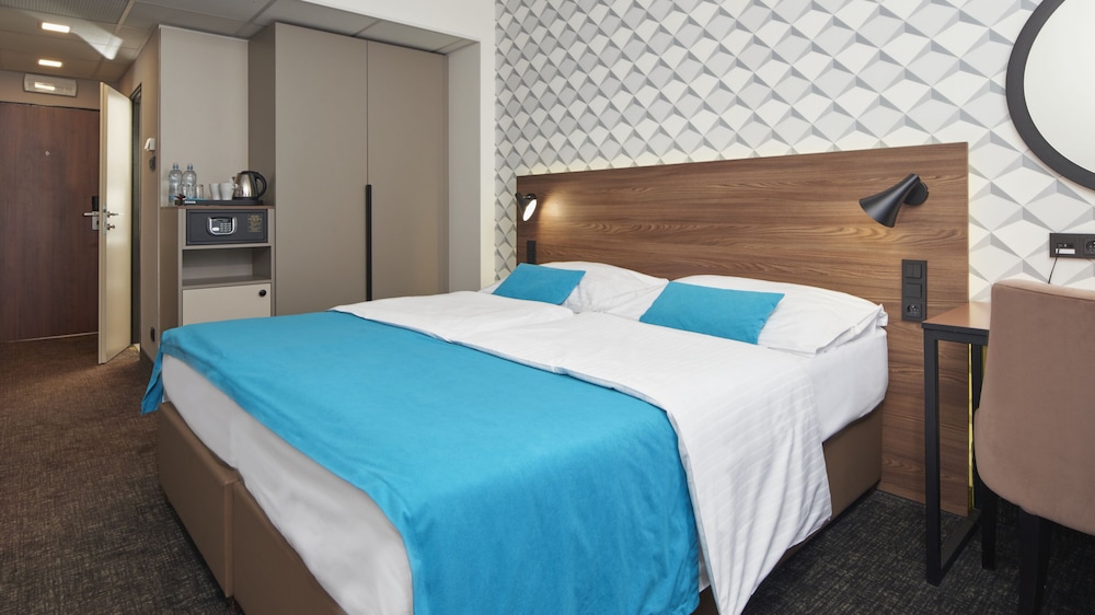OREA HOTEL PYRAMIDA 19/73