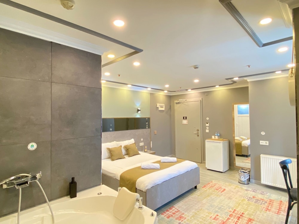 غرفة فاخرة مفردة بسرير كوين، Sahra Kent Otel Pendik 7/8