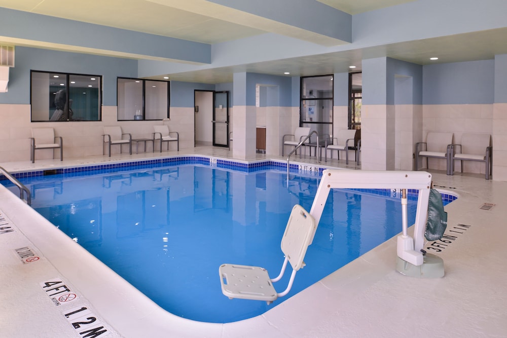 swimming pool spa