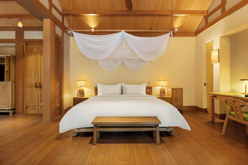 Courtyard, Suite, King Bed, Hot Spring Bath