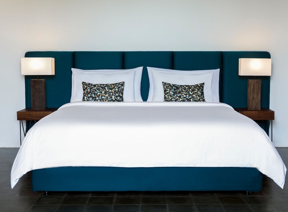 Viroth Apos S Hotel 22/74