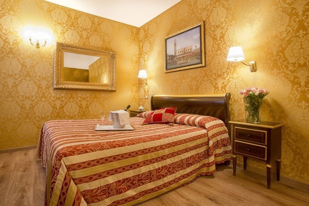 Residenza Goldoni 15/35