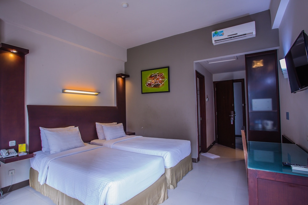 LOMBOK GARDEN HOTEL 34/70