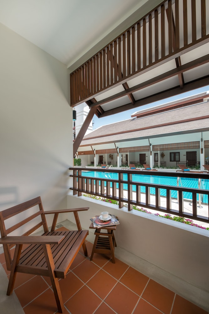 Villa Sanpakoi 44/74