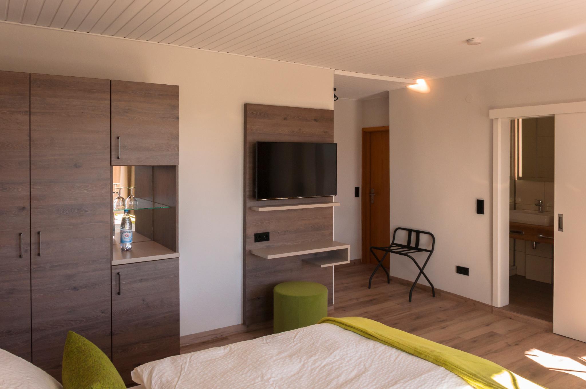 LINDENHOF Hotel Garni 21/34
