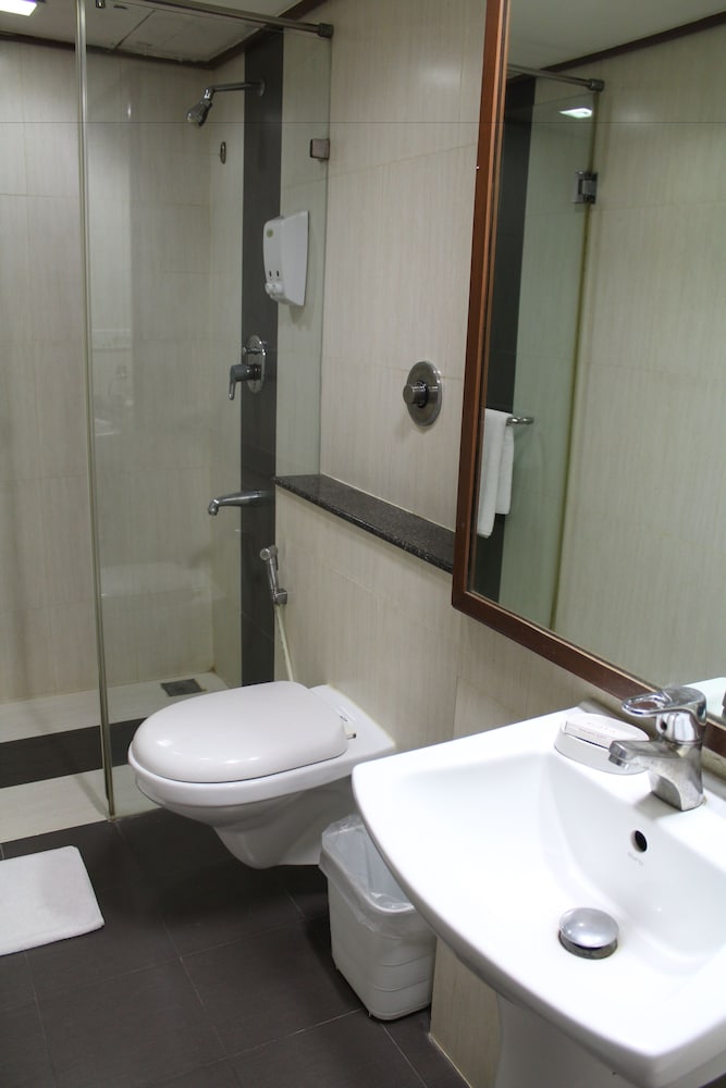 The Lotus Serviced Apartment Venkatraman Street 33/34