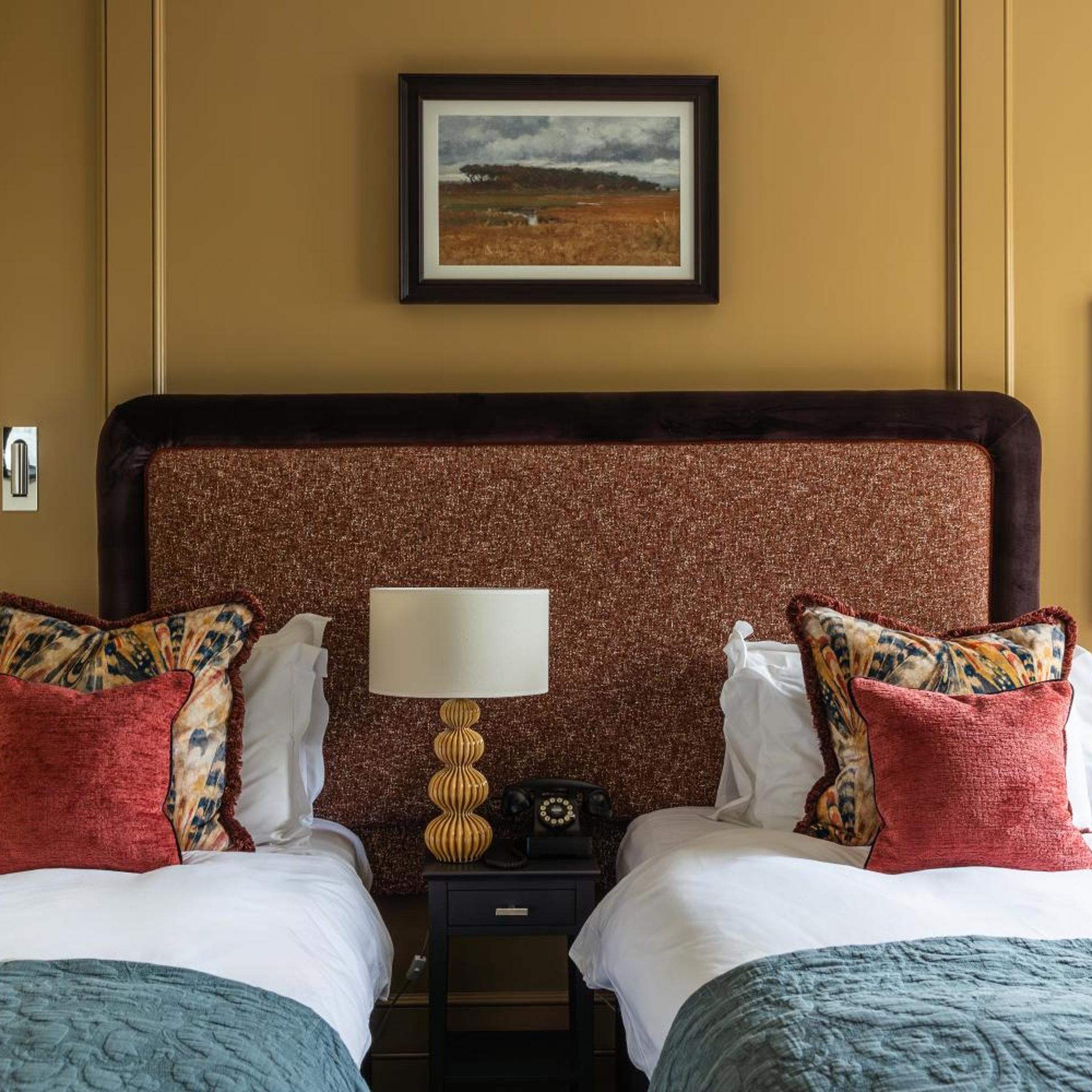 The Alma Hotel 16/36