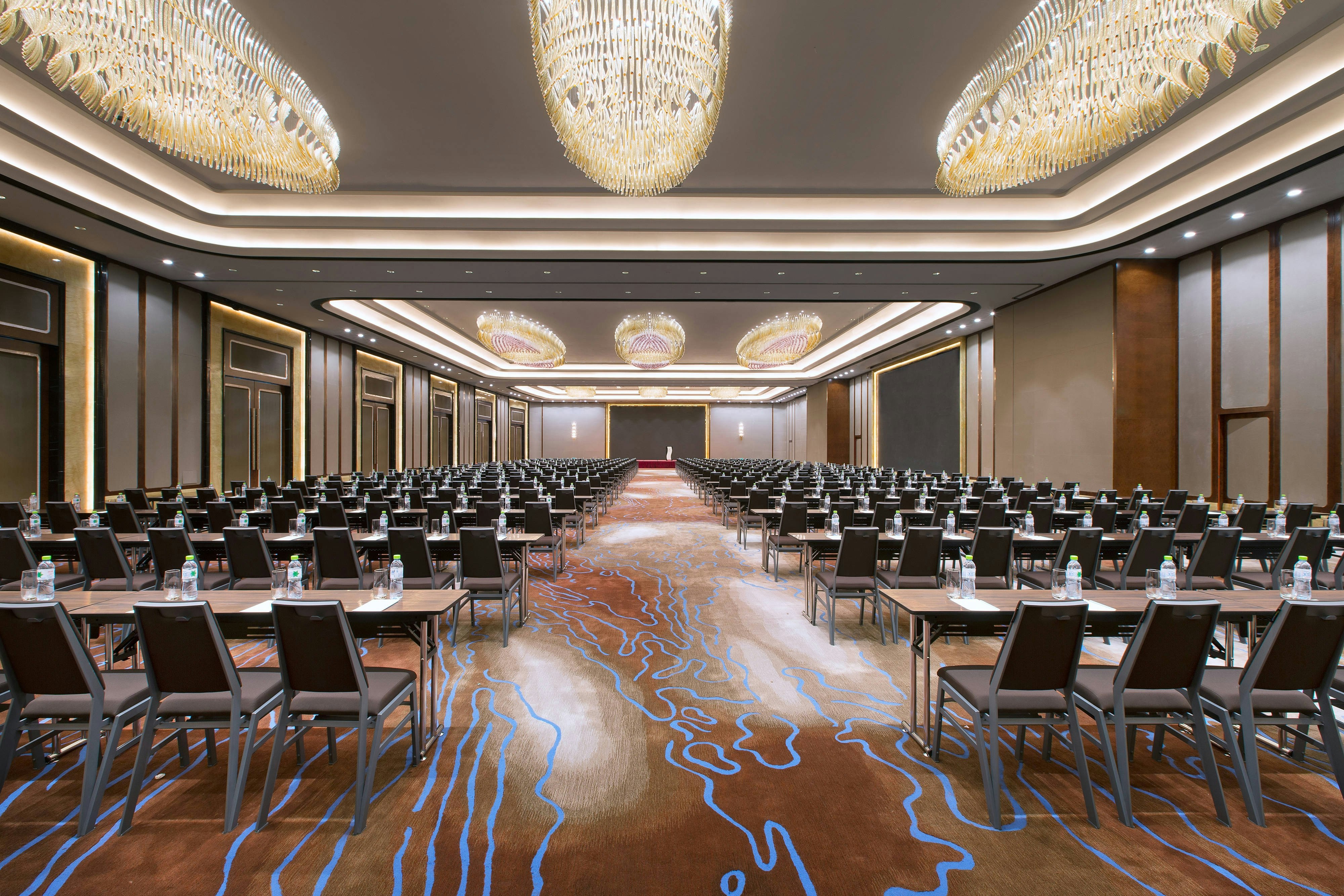 Sheraton Zhanjiang Hotel 42/48