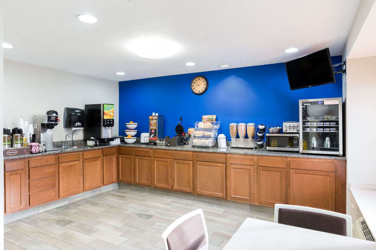Microtel Inn Suites By Wyndham Sioux Falls 31/40