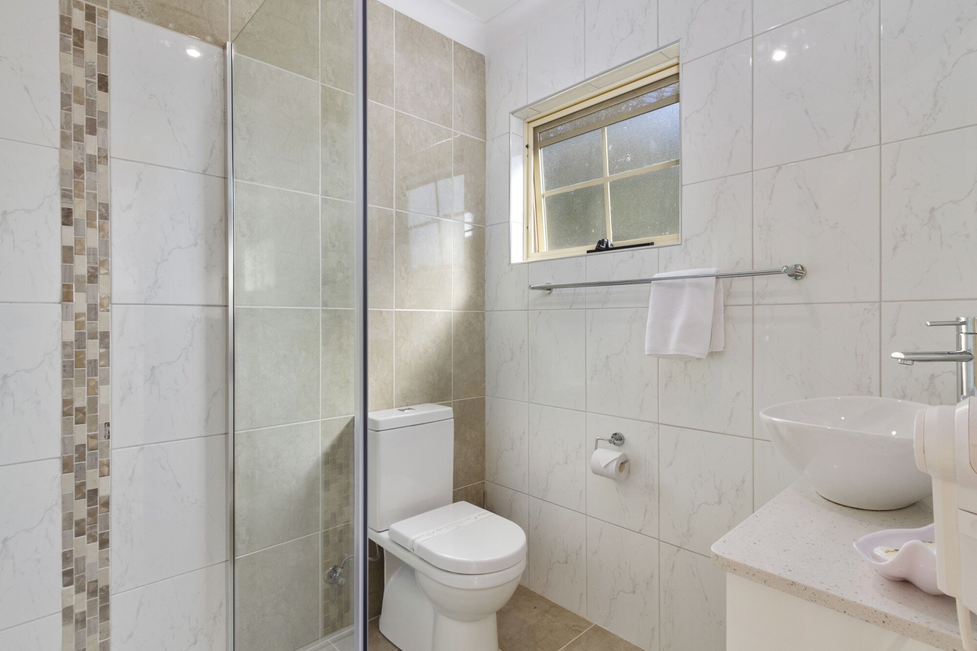 2 Bedrooms, Swan, Family, Cottage 4/6