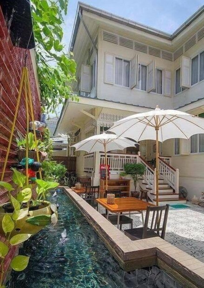 Baan Dinso Hostel 6/51