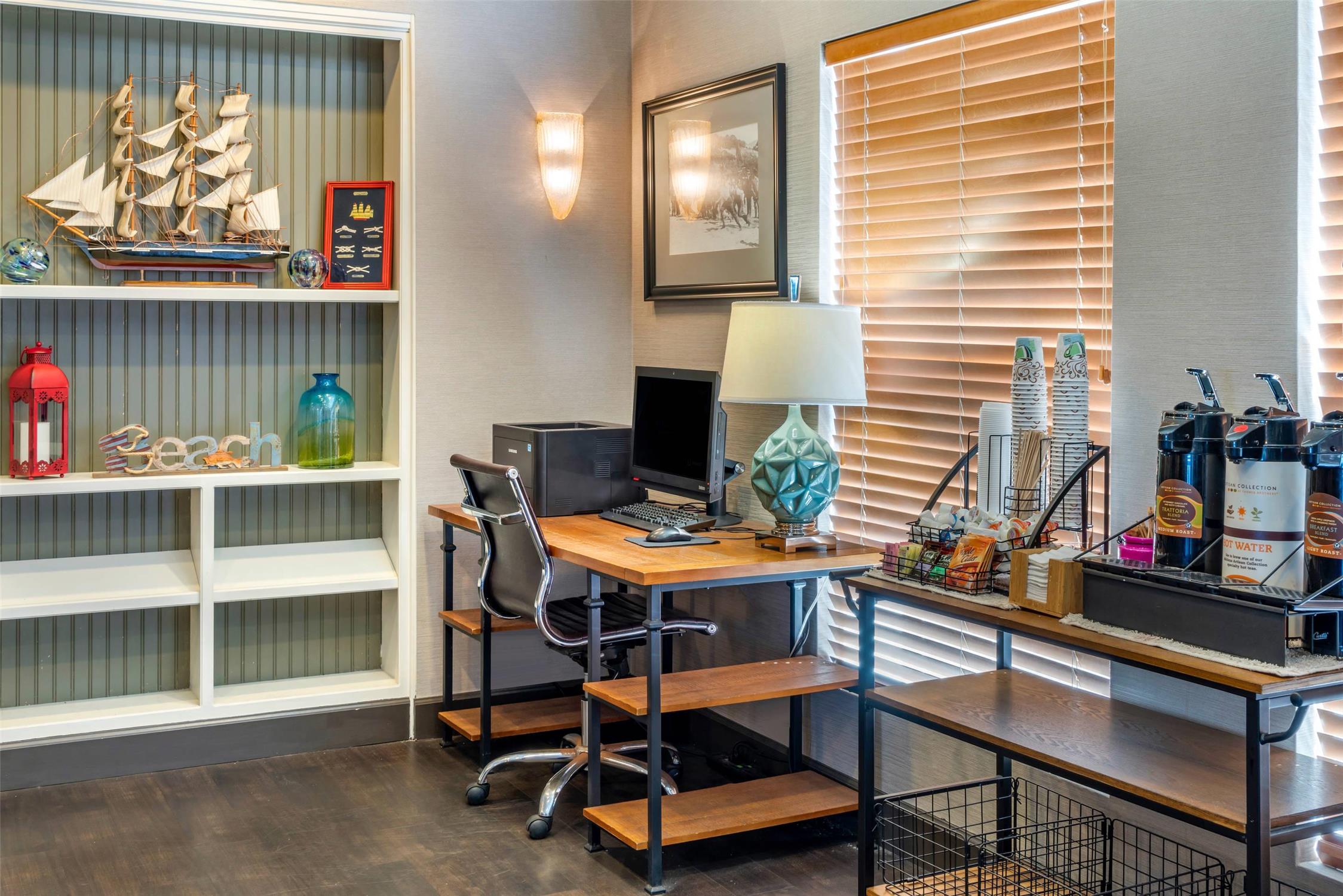 Elizabeth Oceanfront Suites Ascend Hotel Collection 40/46