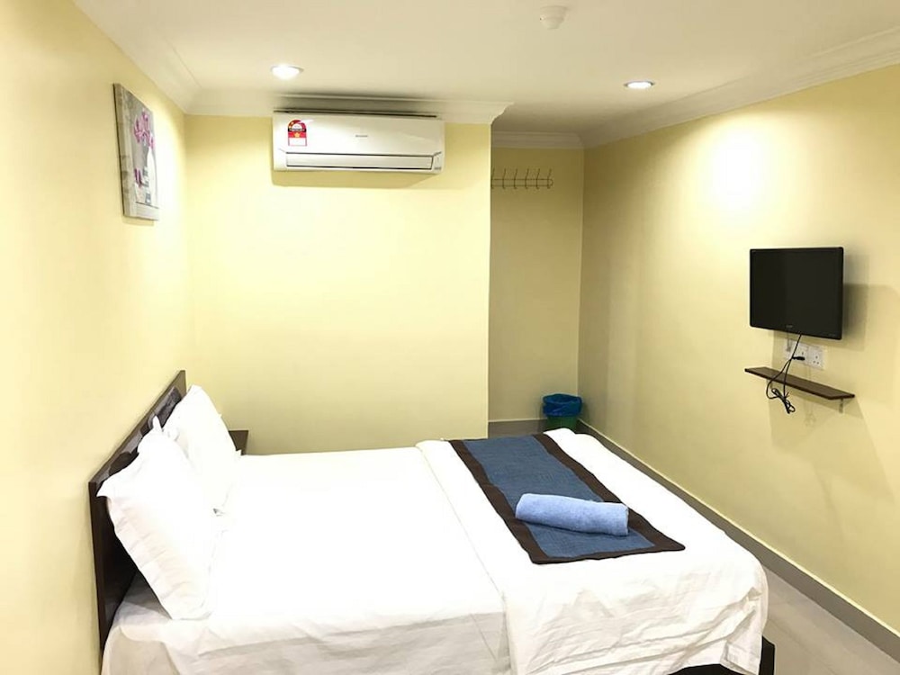Maha Hotel 24/49