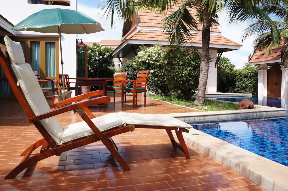 VIP Chain Resort Pool Villa 21/50