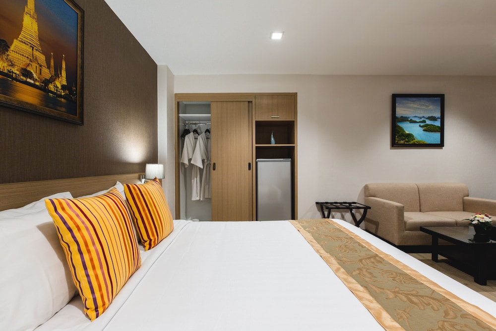 Adelphi Pattaya 27/61