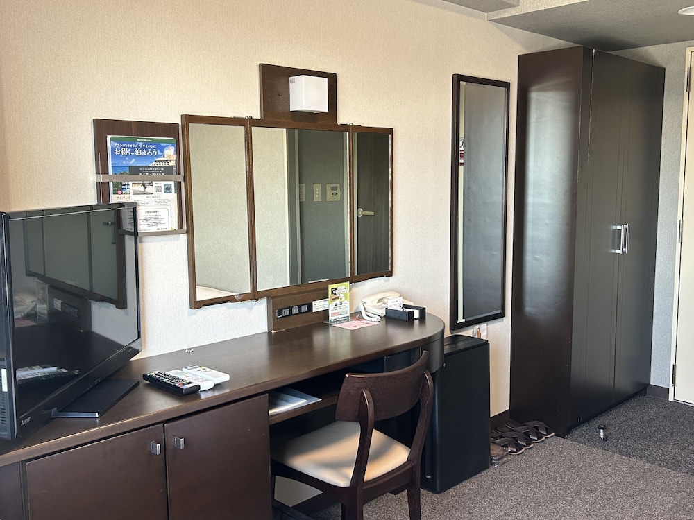 Hotel Route-Inn Iwata Inter 59/63
