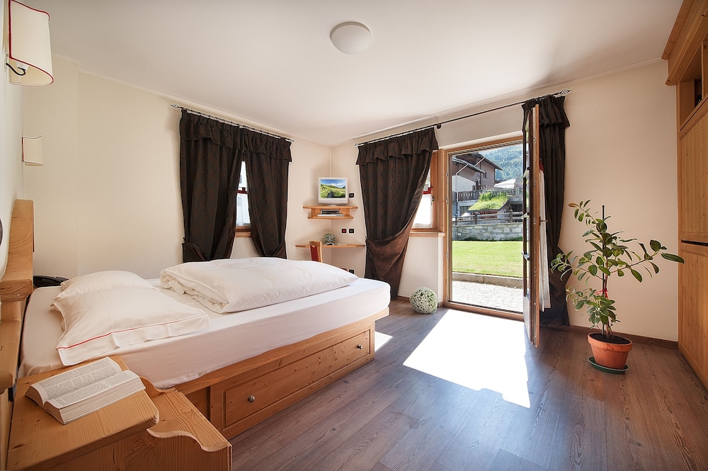 Family Suite, 2 Bathrooms