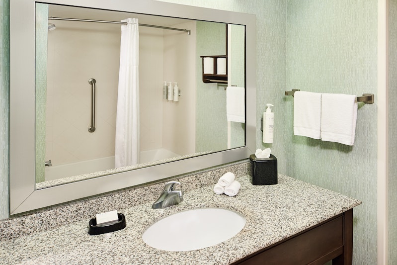 Hampton Inn & Suites Destin 68/69