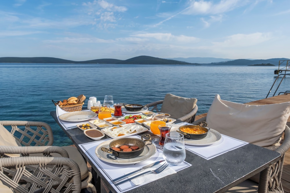 Isolina Hotel 46/59