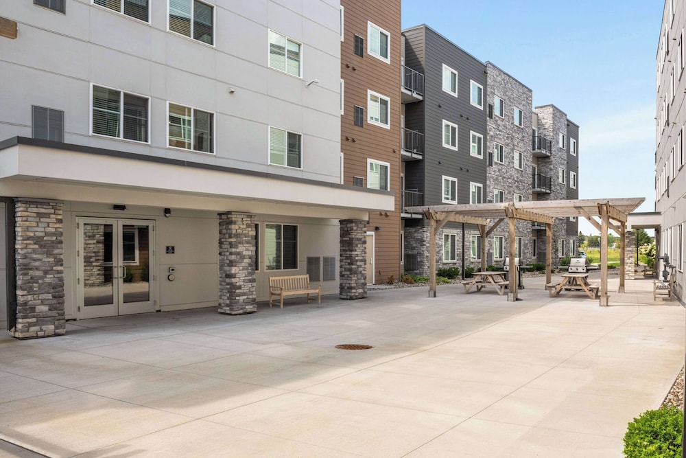 WaterWalk Extended Stay by Wyndham Minneapolis - Plymouth 55/62