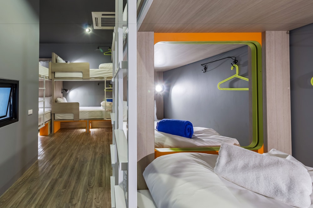 Isanook Hostel 7/28
