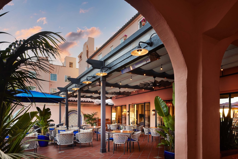 La Valencia Hotel 4/68